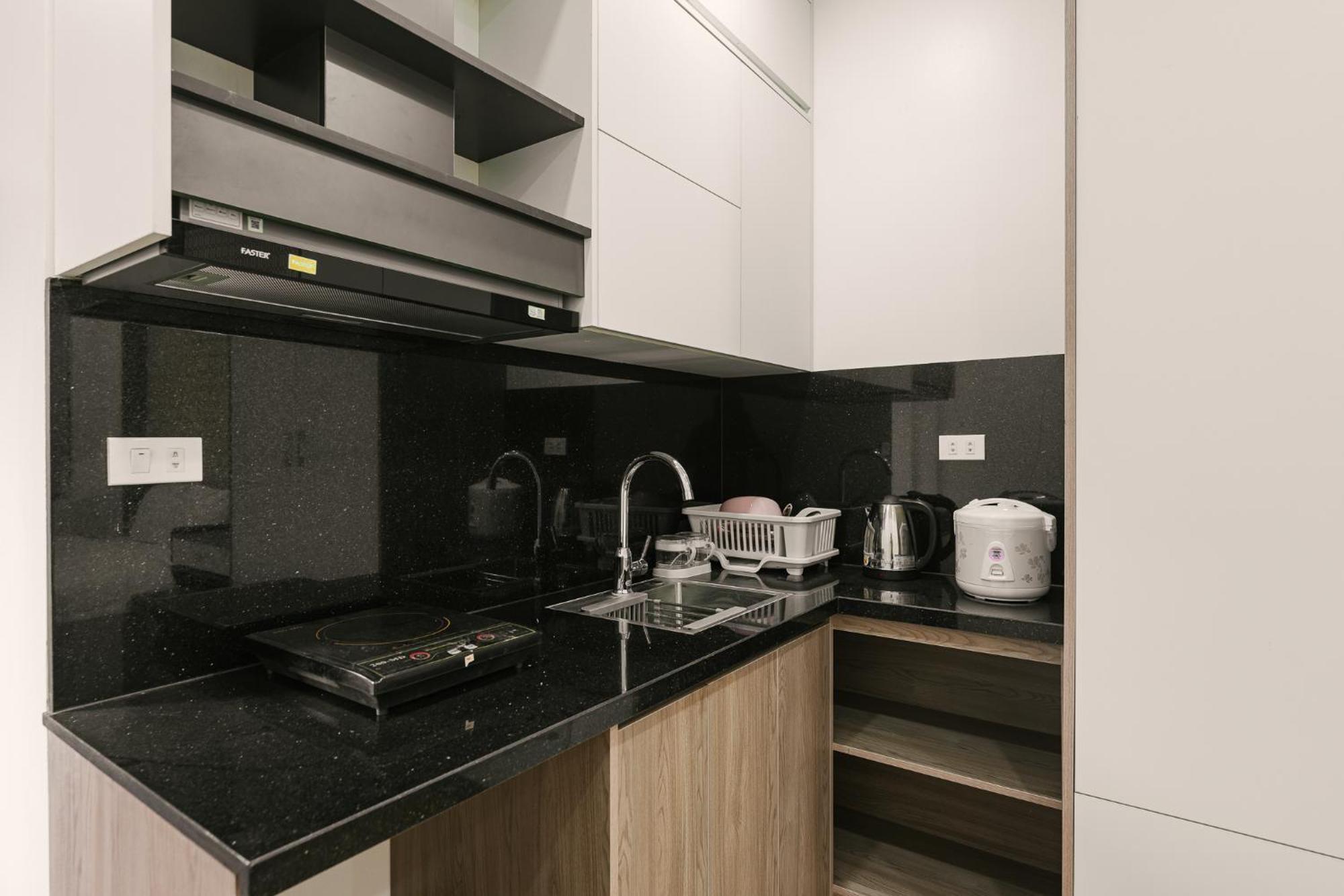 Delapong Hotel And Apartment Ha Noi Hanoi Kültér fotó