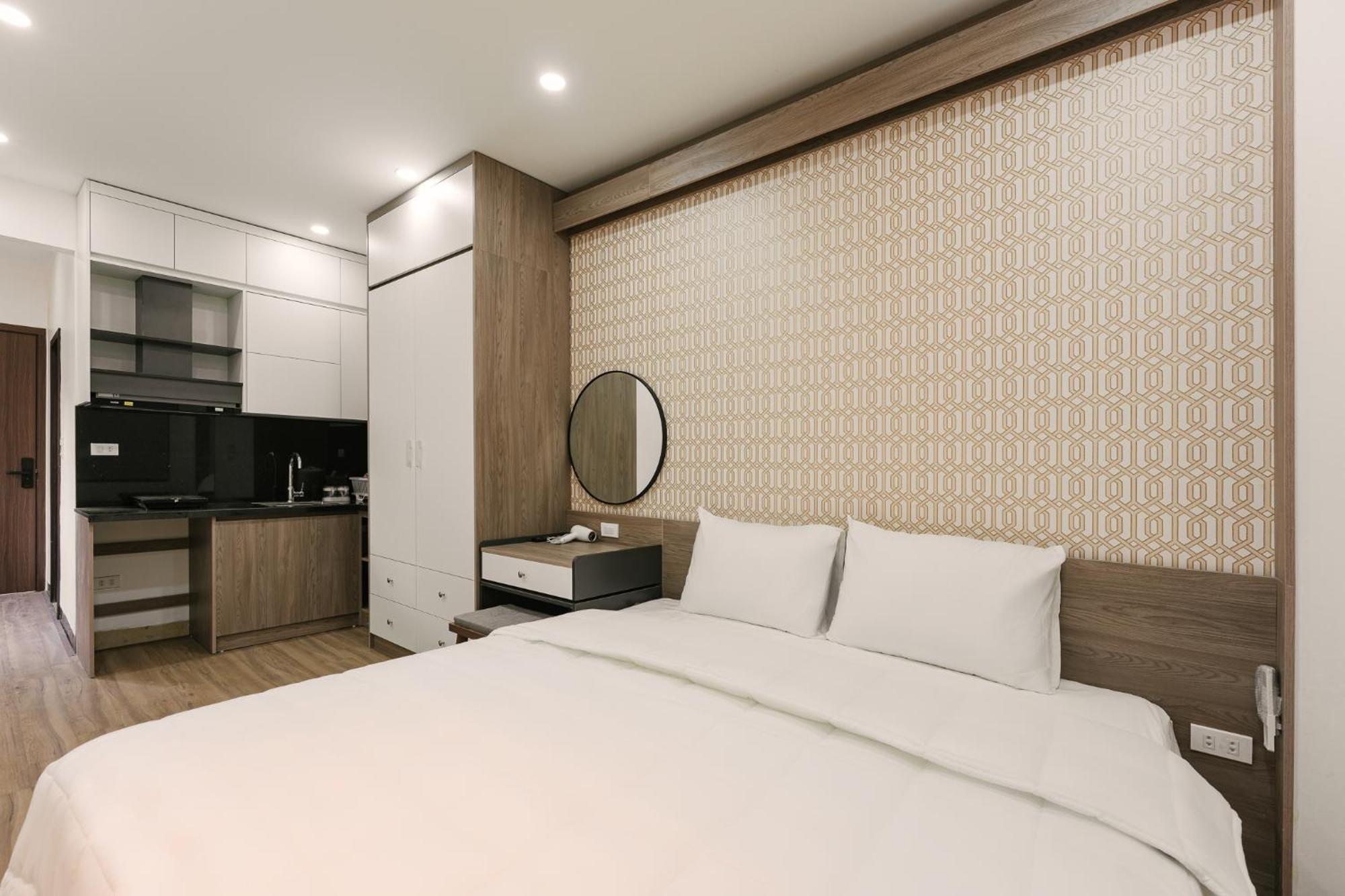 Delapong Hotel And Apartment Ha Noi Hanoi Kültér fotó
